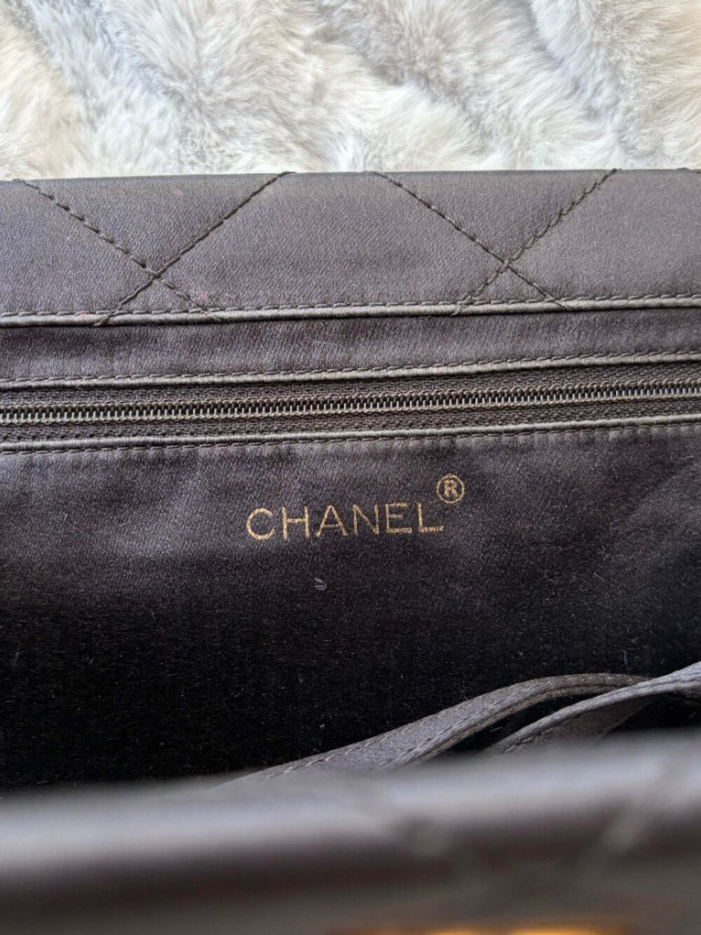 Vintage Chanel Satin Frame Clutch - Picture 8 of 12